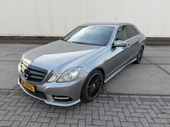 Mercedes-Benz E-klasse - 300 CDI Edition Sport AMG export motor loop niet goed