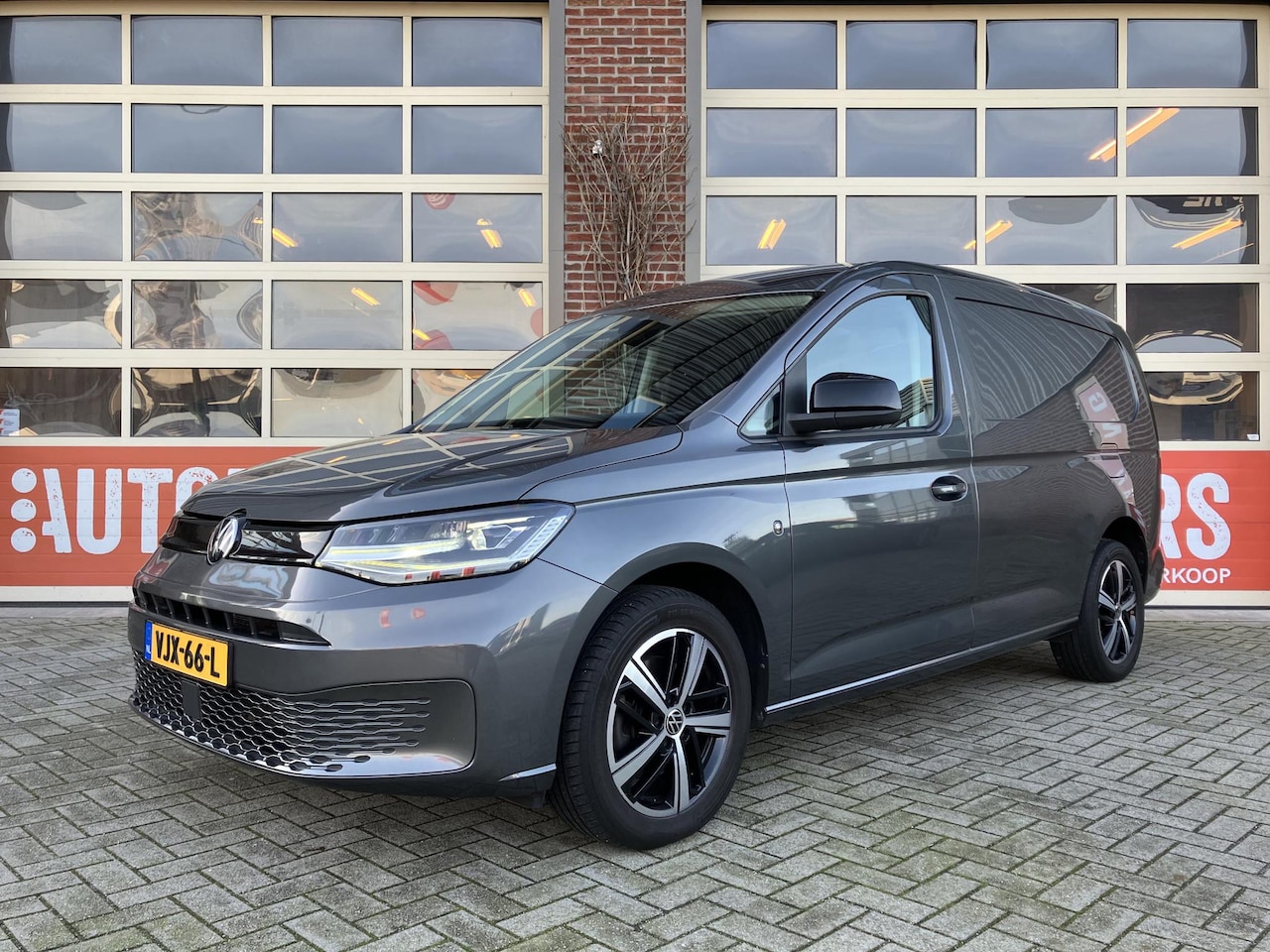 Volkswagen Caddy Cargo Maxi - 2.0 TDI 1st Edition | Automaat | 1e Eigenaar | Zeer compleet | - AutoWereld.nl