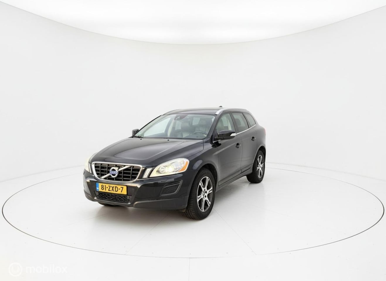 Volvo XC60 - 2.0 D4 | Summum | Leder | 5-cilinder - AutoWereld.nl