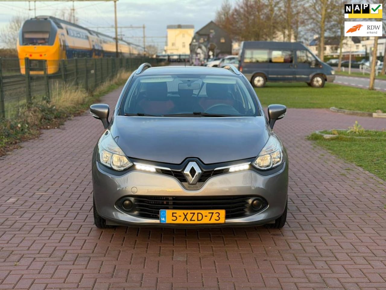 Renault Clio Estate - 1.5 dCi ECO Expression|NL AUTO | GOED ONDERHOUDEN - AutoWereld.nl