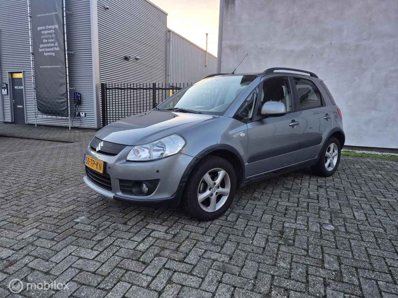 Suzuki SX4 - 1.6 4Grip Exclusive 1.6 4Grip Exclusive - AutoWereld.nl
