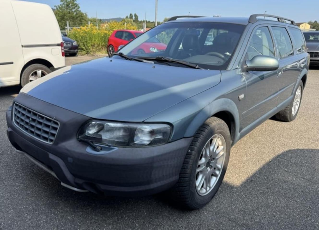 Volvo V70 Cross Country - 2.4 T Geartr. Comf. netto € 8.300, Youngtimer, bijtel vriendelijk! - AutoWereld.nl