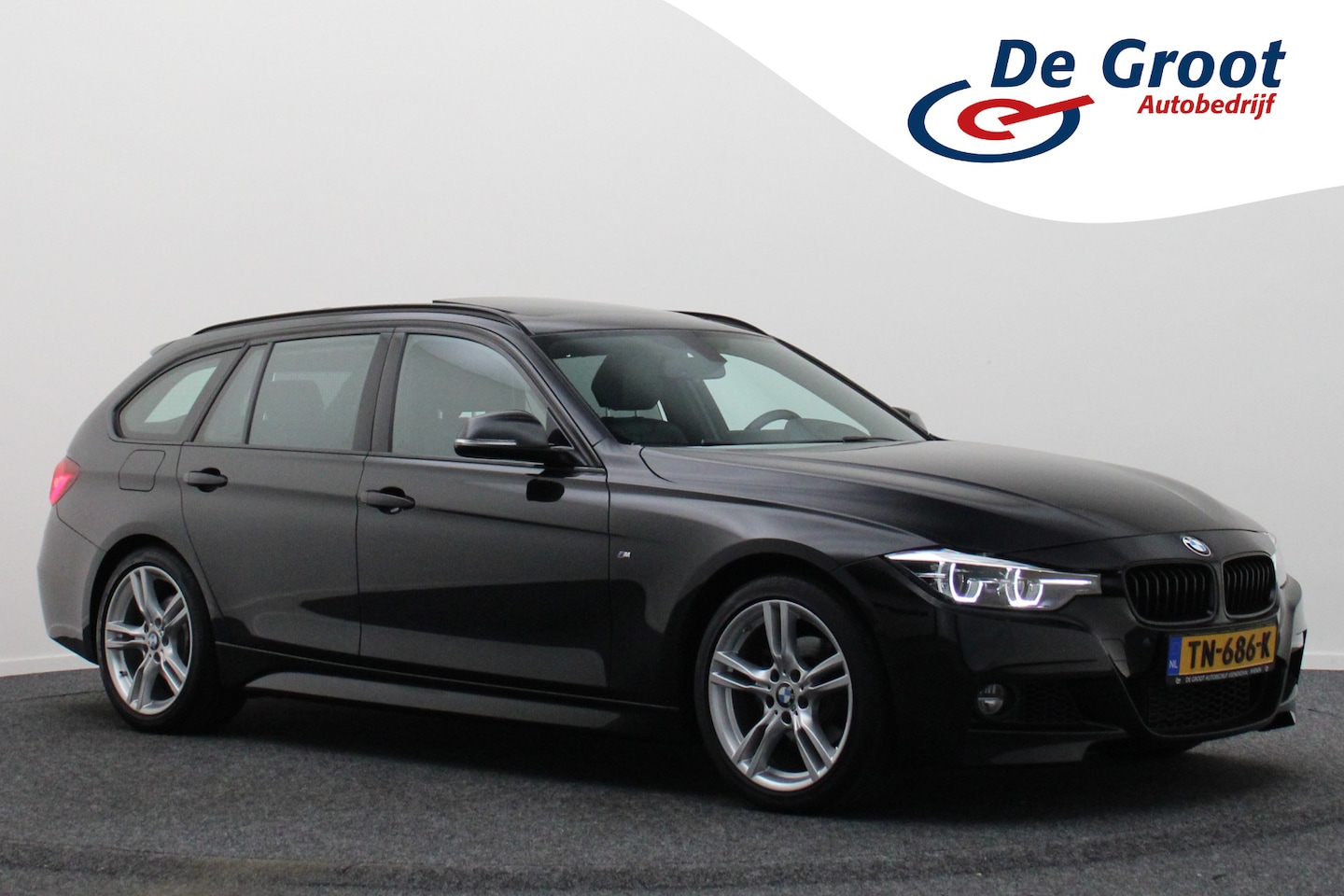 BMW 3-serie Touring - 318i M Sport Edition Leer, Panoramadak, Camera, Navigatie, Bluetooth, Verwarmde Stoelen, 1 - AutoWereld.nl