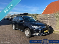 Mitsubishi Outlander - 2.4 PHEV Pure Trekhaak Ned auto