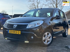 Dacia Sandero - 1.2 Lauréate AIRCO EL.RAMEN STUURBEKR. APK 01-2027 BOEKJES