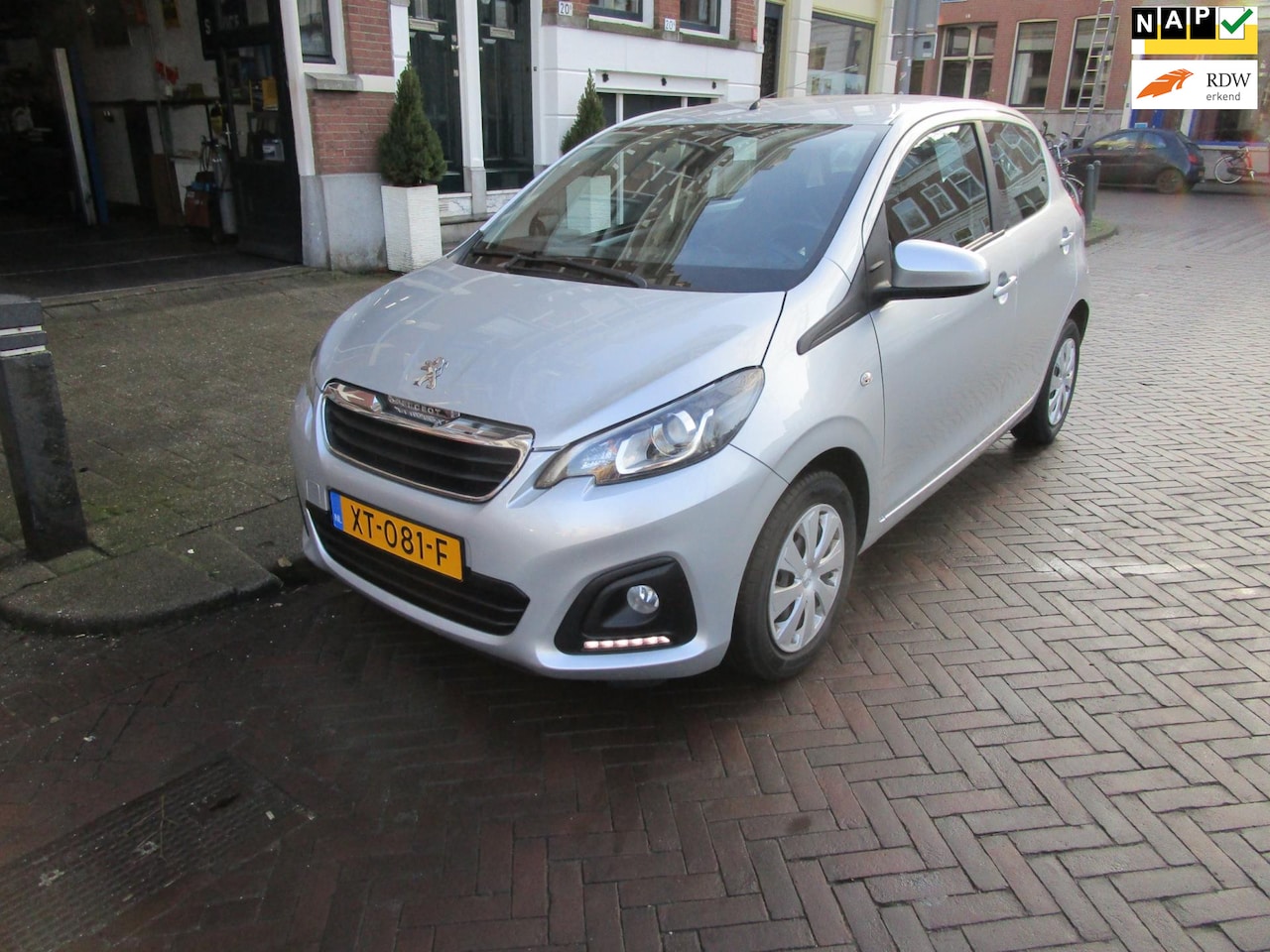 Peugeot 108 - 1.0 e-VTi Active 5 Deurs Airco Navi - AutoWereld.nl