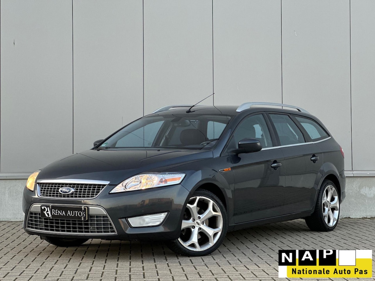 Ford Mondeo Wagon - 2.0-16V Titanium | Nwe APK | Trekhaak | PDC | Cruise | Climate | - AutoWereld.nl