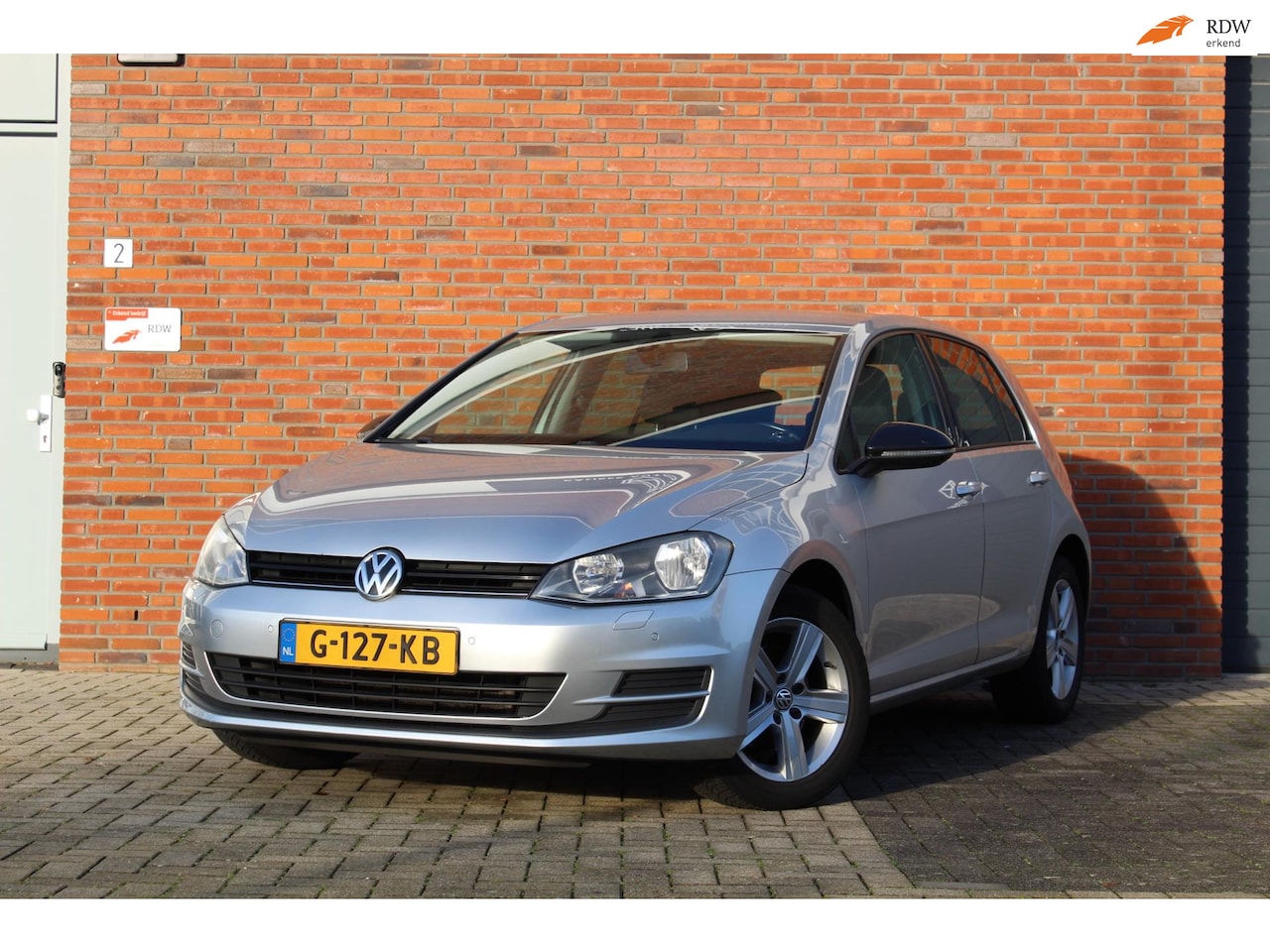 Volkswagen Golf - 1.2 TSI | Massage Stoelverwarming LM-velgen - AutoWereld.nl