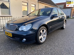 Mercedes-Benz C-klasse - 180 K. Classic, Aut5, Nav, trekhaak, NAP