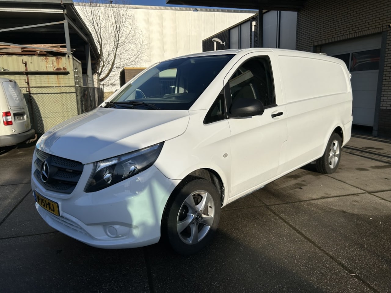 Mercedes-Benz Vito - 114 CDI Lang 4-Matic AUT MARGE - AutoWereld.nl