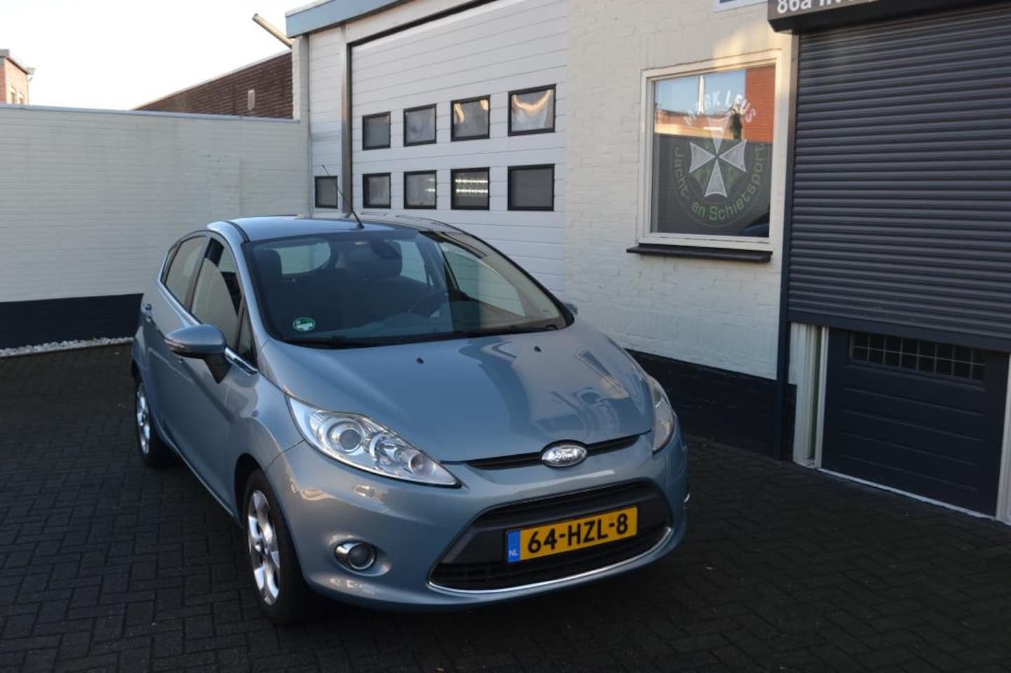Ford Fiesta - 1.25 Titanium BIJZONDER MOOI - AutoWereld.nl