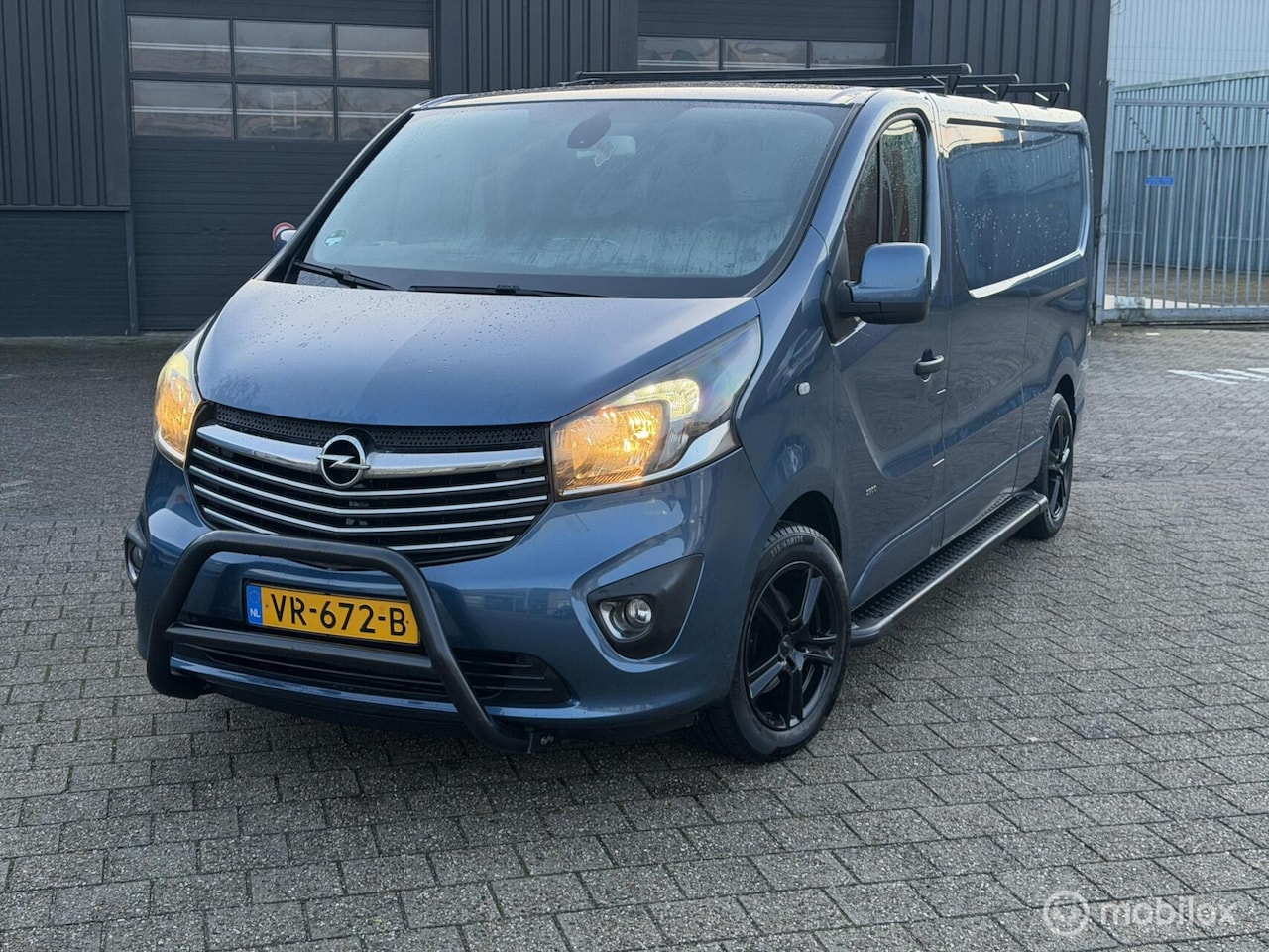 Opel Vivaro - bestel 1.6 CDTI L2H1 // MOTOR DEFECT - AutoWereld.nl