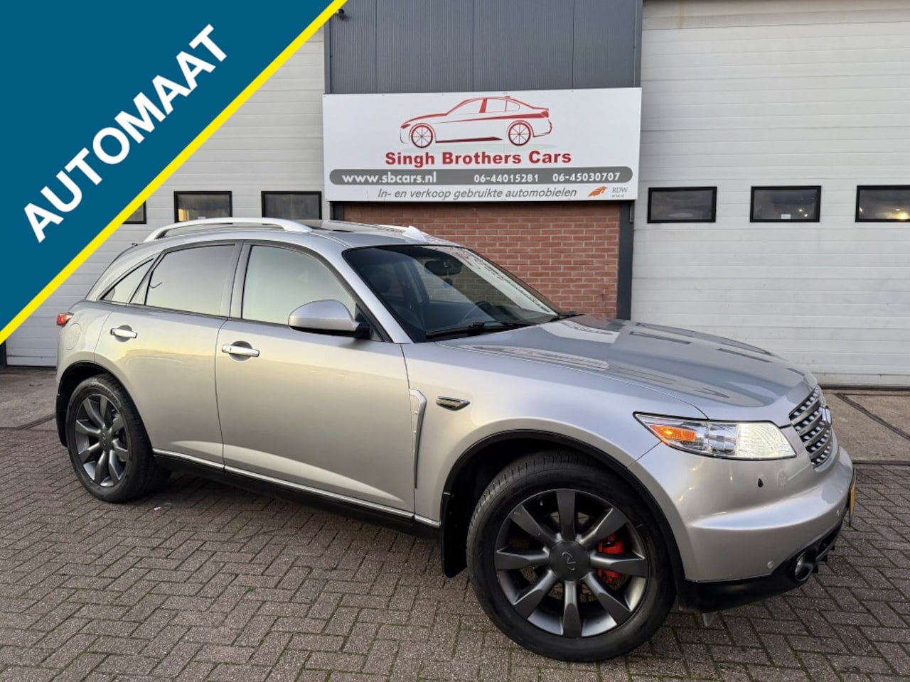 Infiniti FX - 45 AWD 316pk CAMERA DAK NAVI XENON INRUIL MOG!!! - AutoWereld.nl