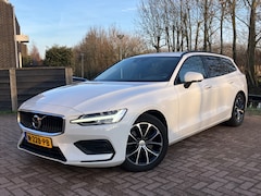 Volvo V60 - 2.0 B3 Momentum Advantage | LEER | Camera | LED | 2de eig. | NAP
