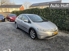 Honda Civic - 1.8 Sport | Autom. Airco | Cruise Control | Elekt. Ramen | LMV | Dealer onderhouden | APK