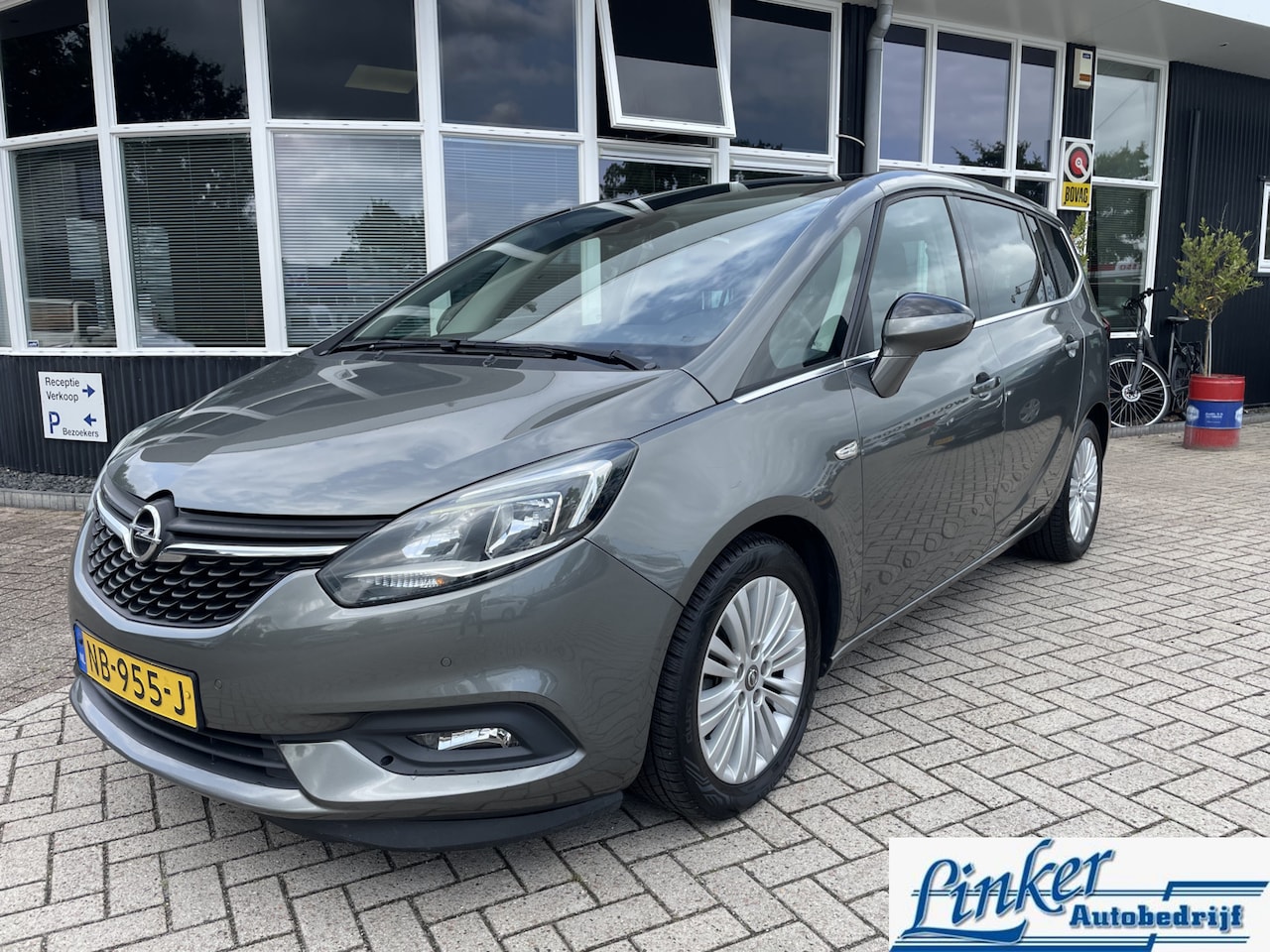 Opel Zafira - 1.4 Turbo Business+ 7p. - AIRCO AUTOMAAT 7 PERS NAV NAP - AutoWereld.nl