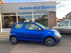 Toyota Yaris - 1.0 vvt-i Yorin