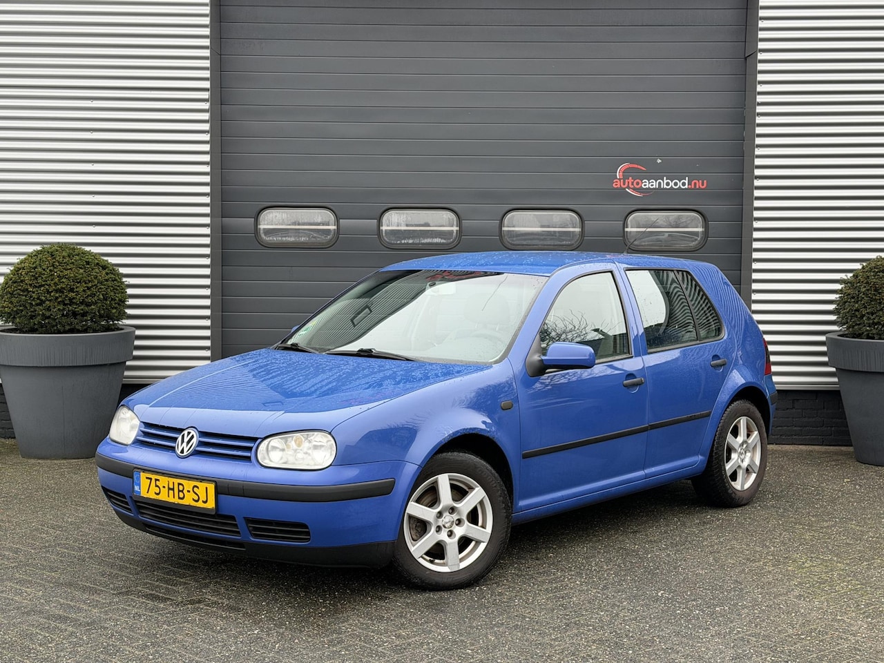 Volkswagen Golf - 1.9 TDI Trendline | Airco | Cruise Control | 5 Deurs | Lichtmetalen Velgen | - AutoWereld.nl