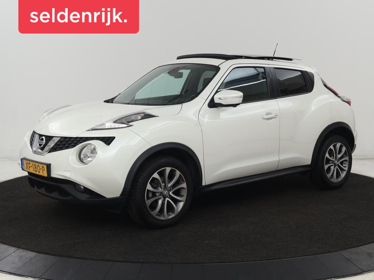 Nissan Juke - 1.2 DIG-T Tekna | Panoramadak | Stoelverwarming | 360 Camera | Navigatie | Bluetooth | Key - AutoWereld.nl