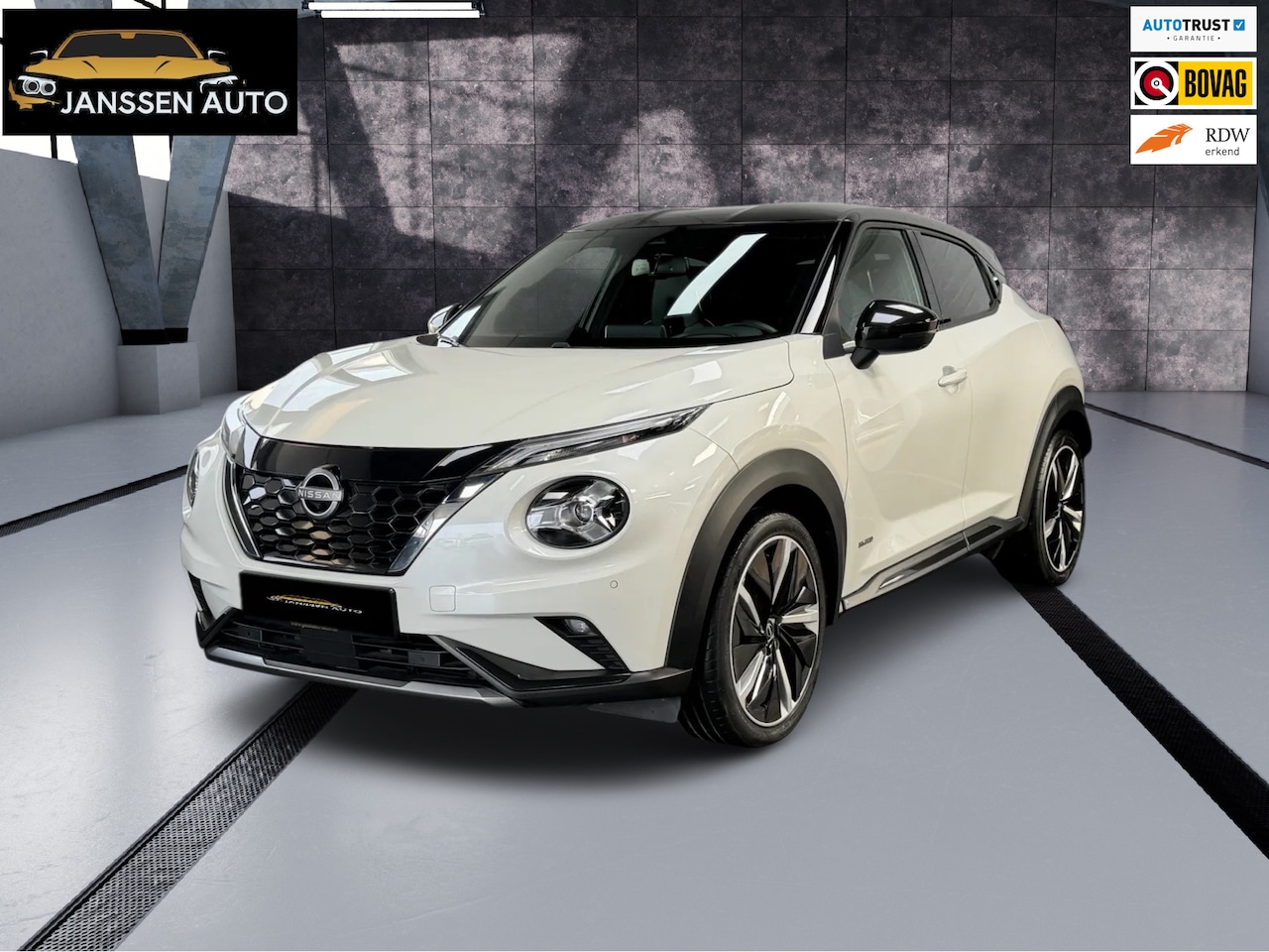 Nissan Juke - 1.6 Hybrid N-Design | Bose | Leder/alcantara | 360 cam | Carplay | Parelmoer wit - AutoWereld.nl