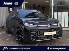 Volkswagen T-Roc - 1.5 eTSI 150pk DSG R-Line First Edition | 20" LM velgen | Black style | Matrix LED