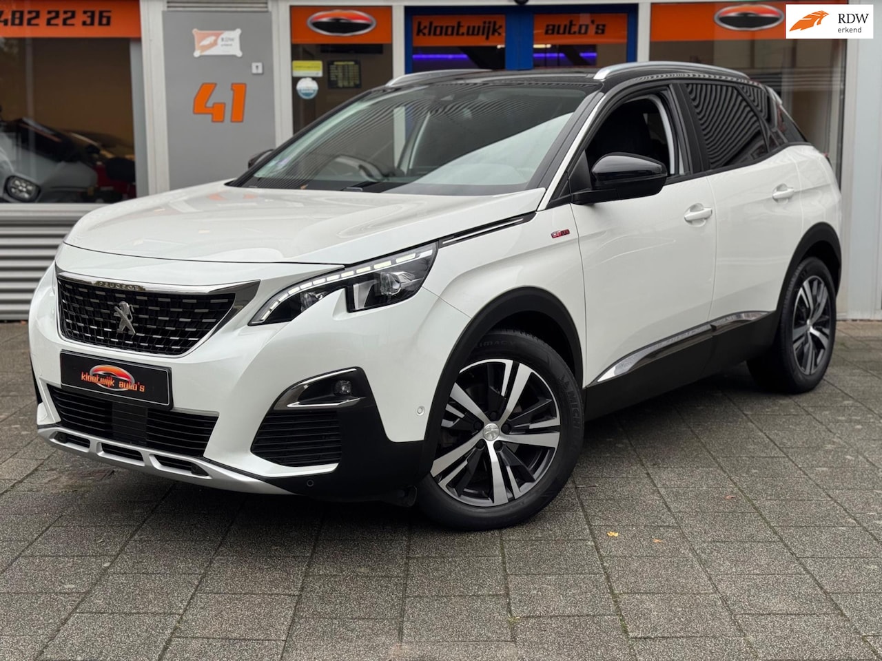 Peugeot 3008 - 1.2T 130PK GT Line Automaat i-Cockpit Autm. Achterklep Dealer Onderhouden - AutoWereld.nl