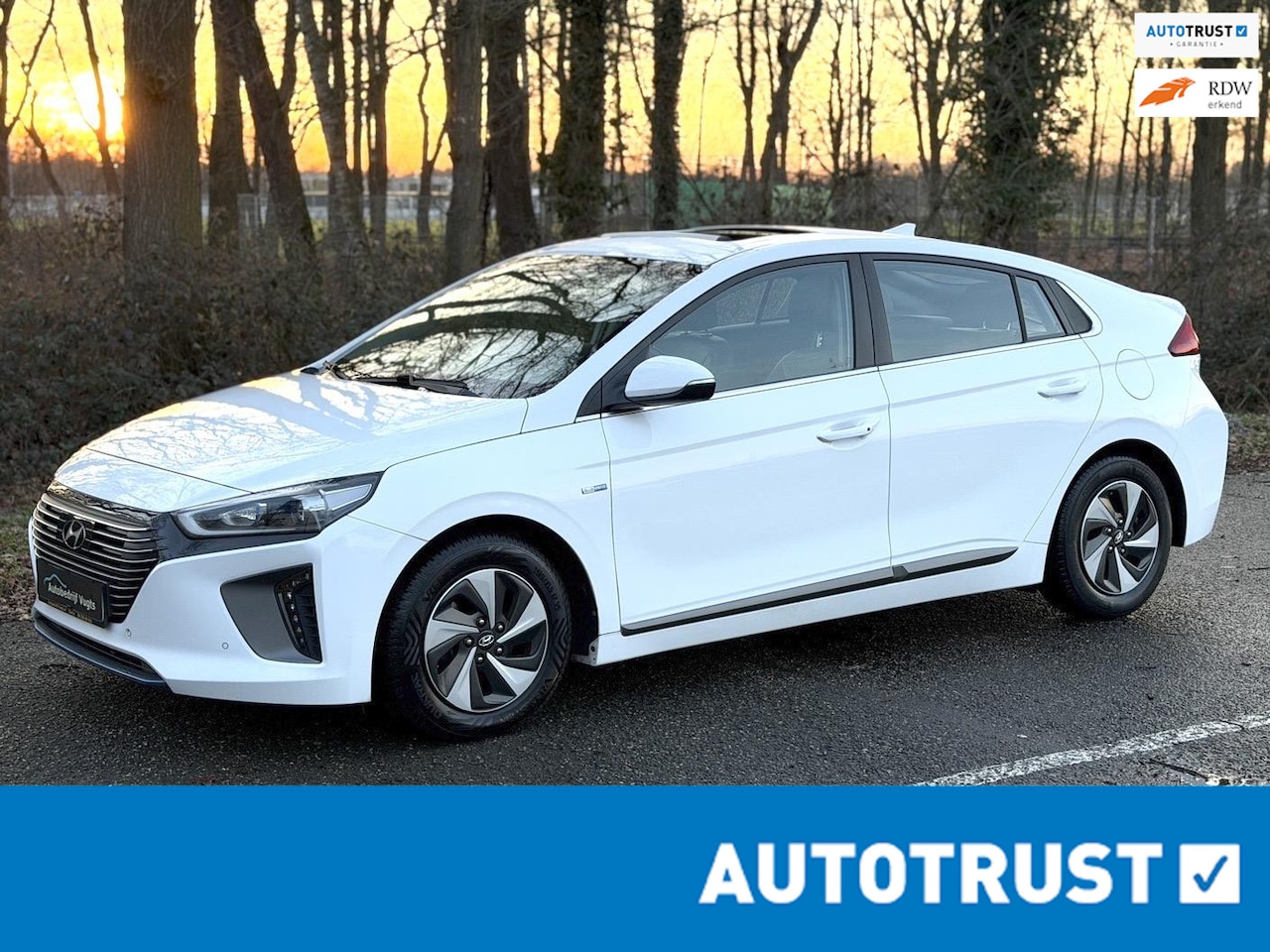 Hyundai IONIQ - 1.6 GDi First Edition Hybride*Rijklaar* - AutoWereld.nl