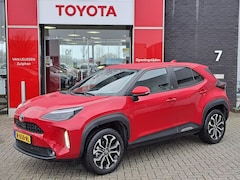 Toyota Yaris Cross - 1.5 Hybrid DYNAMIC PLUS TREKHAAK PDC STOEL-/STUURVERWARMING APPLE CAR PLAY & ANDROID AUTO