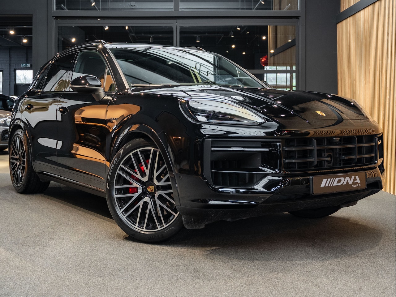 Porsche Cayenne Electric - S E-Hybrid 22 Inch Head-Up 3.0 S E-Hybrid Surround BOSE - AutoWereld.nl