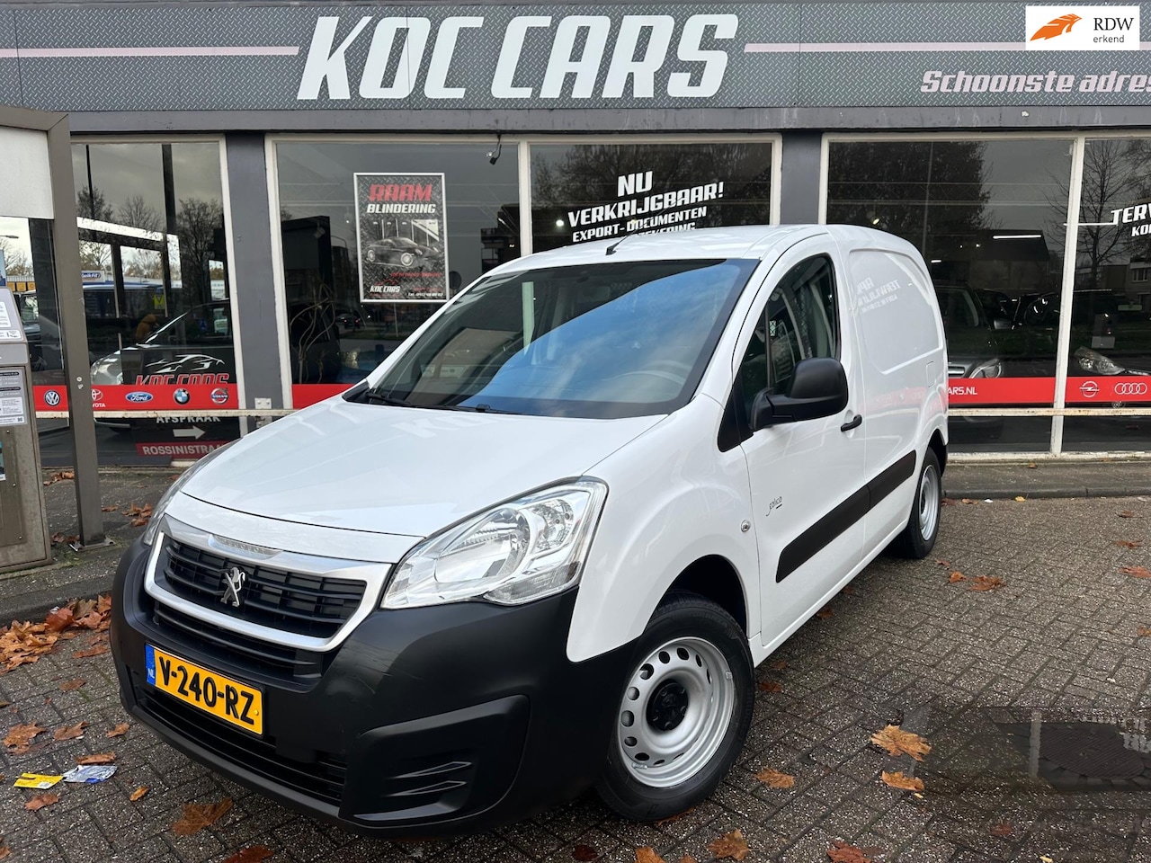 Peugeot Partner - 120 1.6 BlueHDi 100 L1 Premium Pack 120 1.6 BlueHDi 100 L1 Premium Pack S&S - AutoWereld.nl