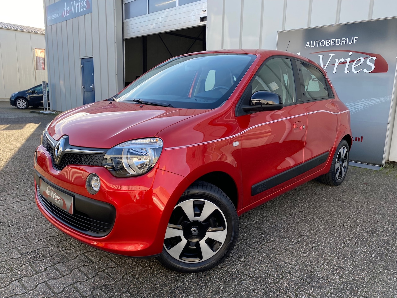 Renault Twingo - 0.9 TCe Intens / Airco / Cruise / Stoelverw. / Elektr. Pakket - AutoWereld.nl