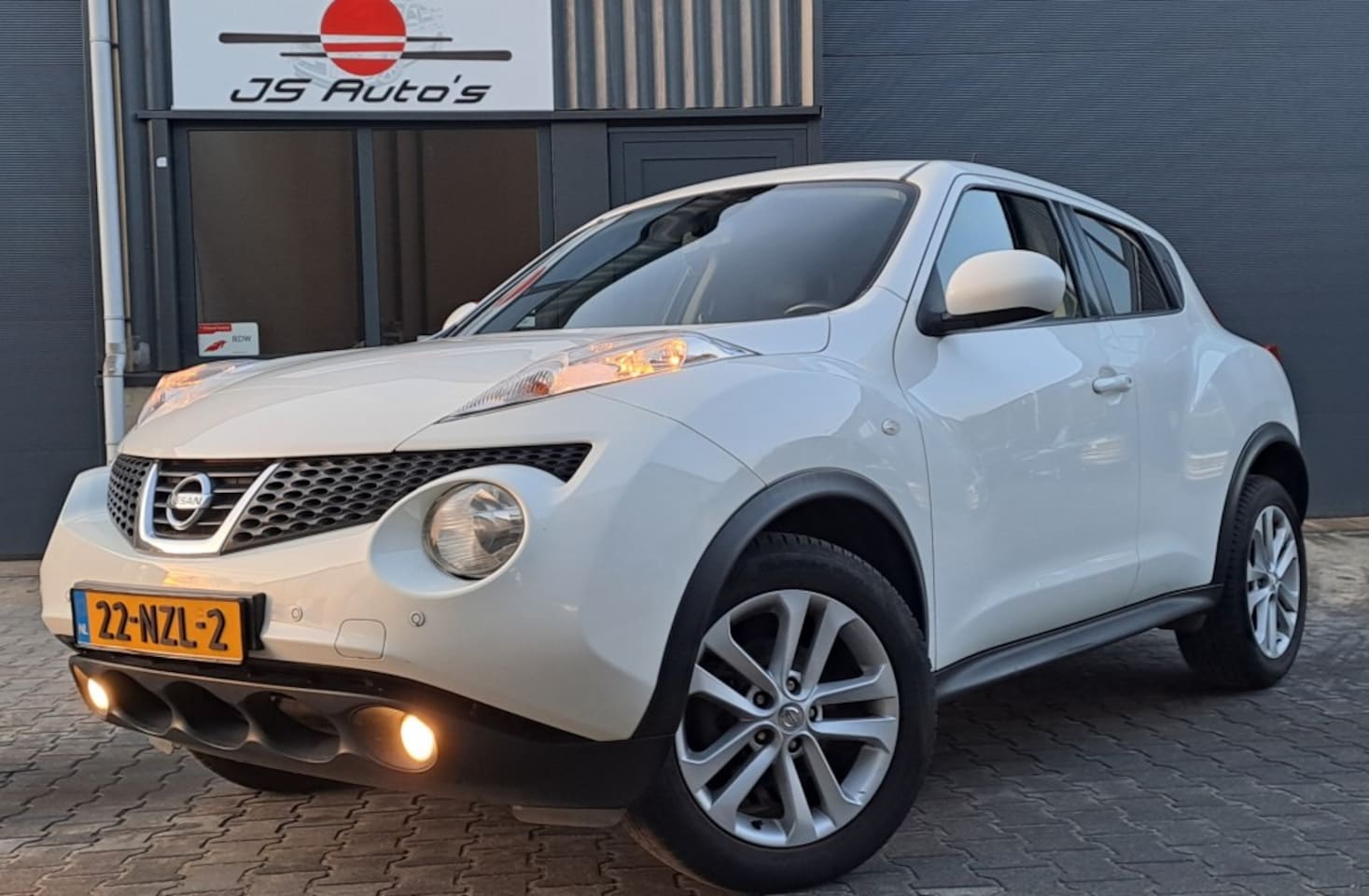 Nissan Juke - 1.6/Acenta//2011/2de Eig/Airco/Navi/PDC/New APK/NAP! - AutoWereld.nl