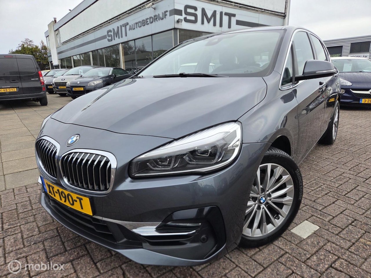 BMW 2-serie Active Tourer - 218i High Ex. Aut/Leder/PDC/NLAuto - AutoWereld.nl