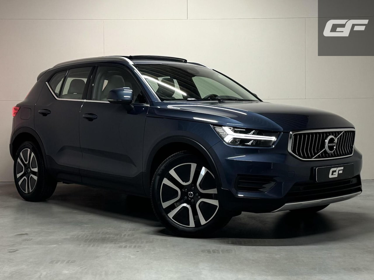 Volvo XC40 - 1.5 T4 Recharge Inscription Pano Leer Carplay Camera - AutoWereld.nl