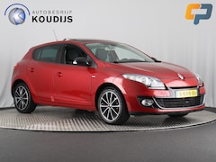 Renault Mégane - 2.0 Bose (NL-Auto / Afn. Trekhaak / Camera / Pano / Cruise)