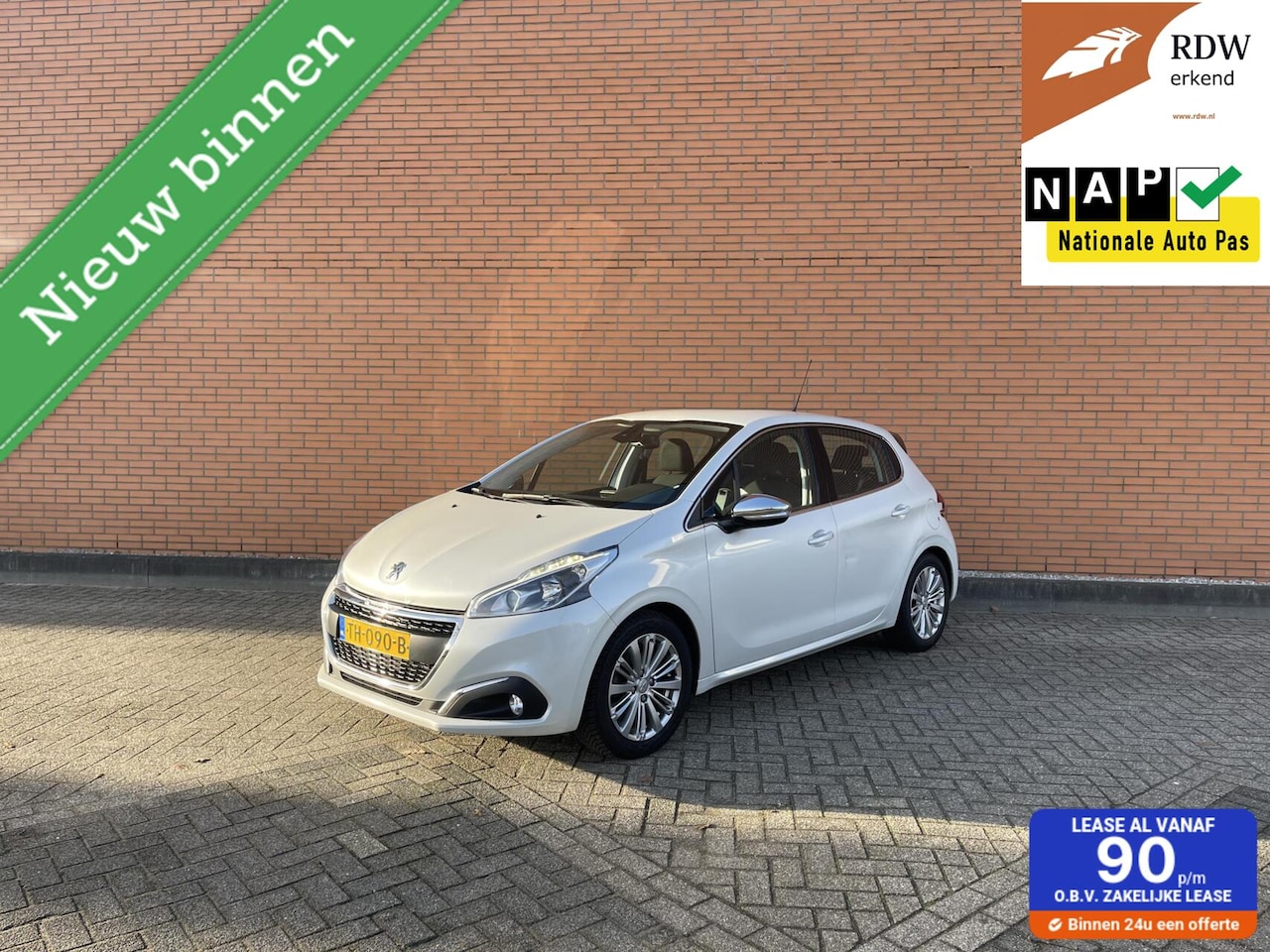 Peugeot 208 - 1.2 PureTech Allure 2018 148DKM | DEALER | NAP | - AutoWereld.nl