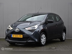 Toyota Aygo - 1.0 VVT-i x-play | Airco | Bluetooth | 5 deurs