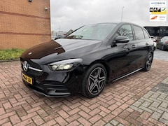Mercedes-Benz B-klasse - 160 Advantage, AMG Sport, Night Pakket, Wide Screen, Leder Alcantara,