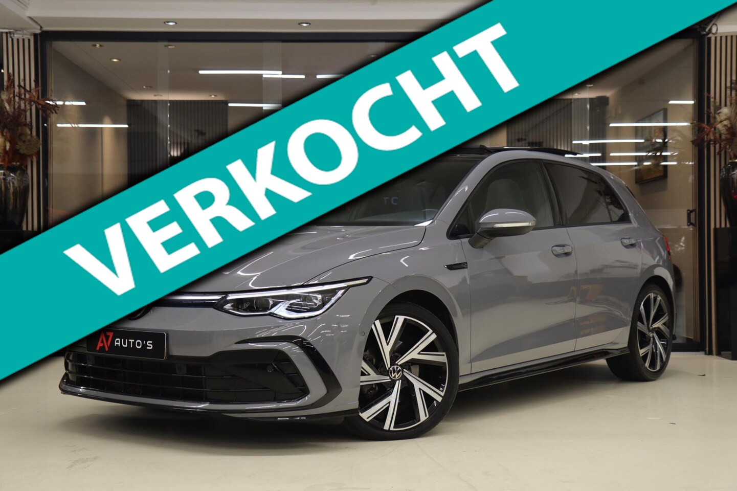 Volkswagen Golf - 1.5 eTSI R-Line Business PANO/HK/CAM/CARPLAY/ACC/DCC/VOL - AutoWereld.nl