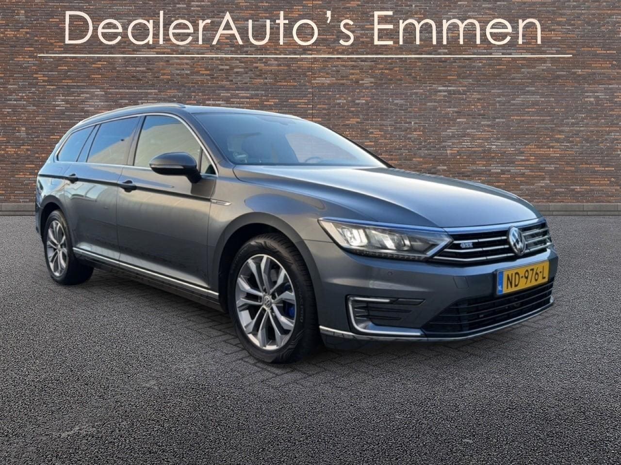 Volkswagen Passat Variant - 1.4 TSI GTE ECC PANODAK LMV NAVI LEDER - AutoWereld.nl