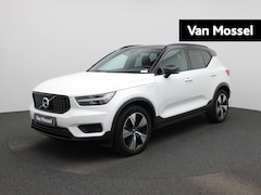 Volvo XC40 - T4 PHEV R-Design | AUTOMAAT | ACHTERUITRIJCAMERA | ELEKTRISCHE KOFFERKLEP | STUURVERWARMIN