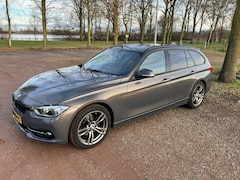 BMW 3-serie Touring - 318i Luxury Line High Executive 108000 km