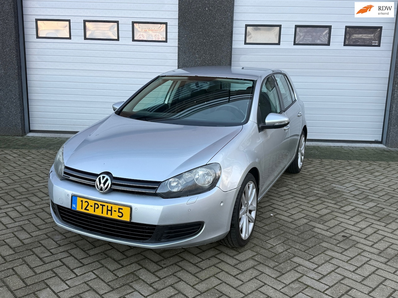Volkswagen Golf - 1.4 Easyline 5DRS/CLIMA/CRUISE/NAVI - AutoWereld.nl