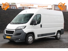 Peugeot Boxer - 330 2.0 BlueHDI L2H2 Premium Pack