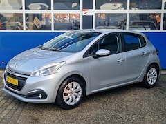 Peugeot 208 - 1.2 PureTech / Historie bekend / Carplay / Cruise control / Trekhaak / Parkeersensor / Nav