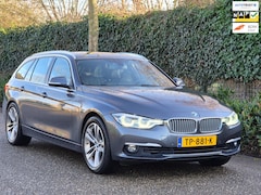 BMW 3-serie Touring - Nbt EVO Apple CarPlay LM Velgen Trekhaak NAP NL Gave Kleur 320i Luxury Edition
