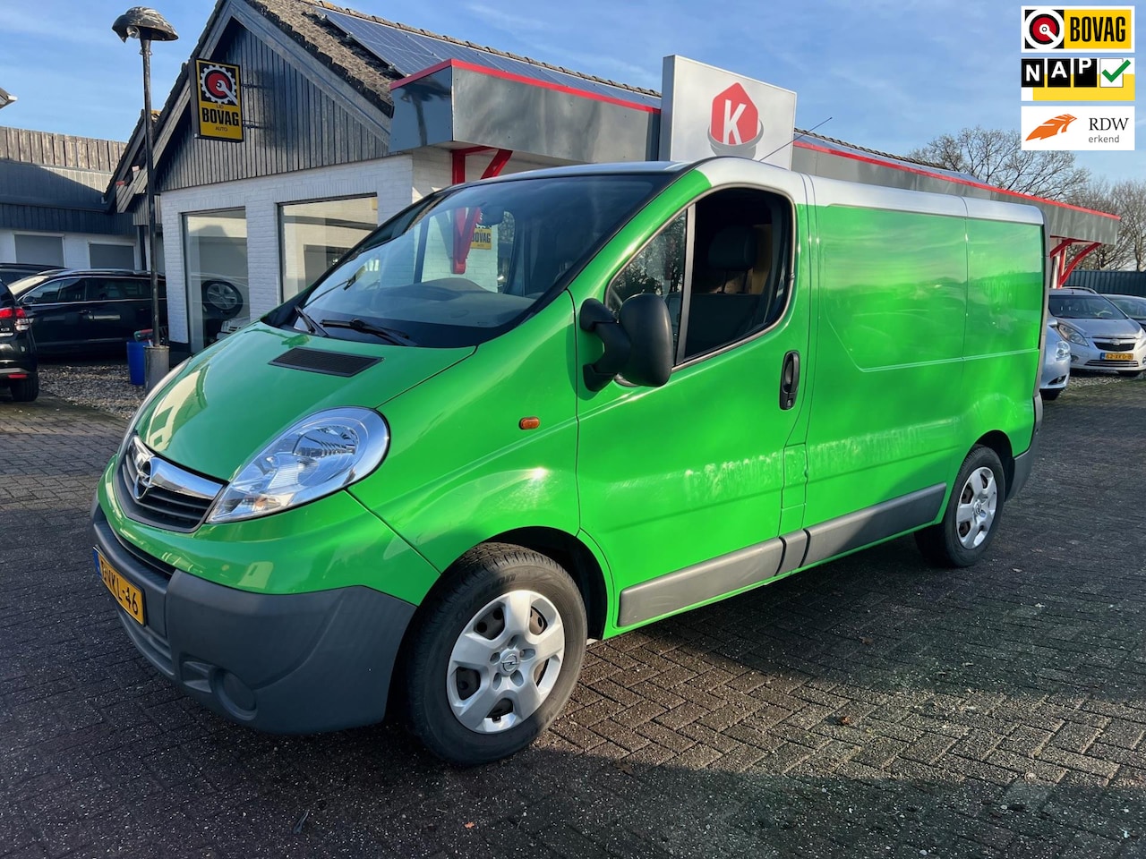 Opel Vivaro - 2.5 CDTI L1H1 146PK // clutch slips // koppeling slipt. - AutoWereld.nl