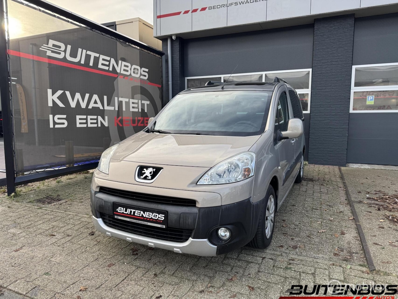 Peugeot Partner Tepee - 1.6 XT 1.6 XT - AutoWereld.nl