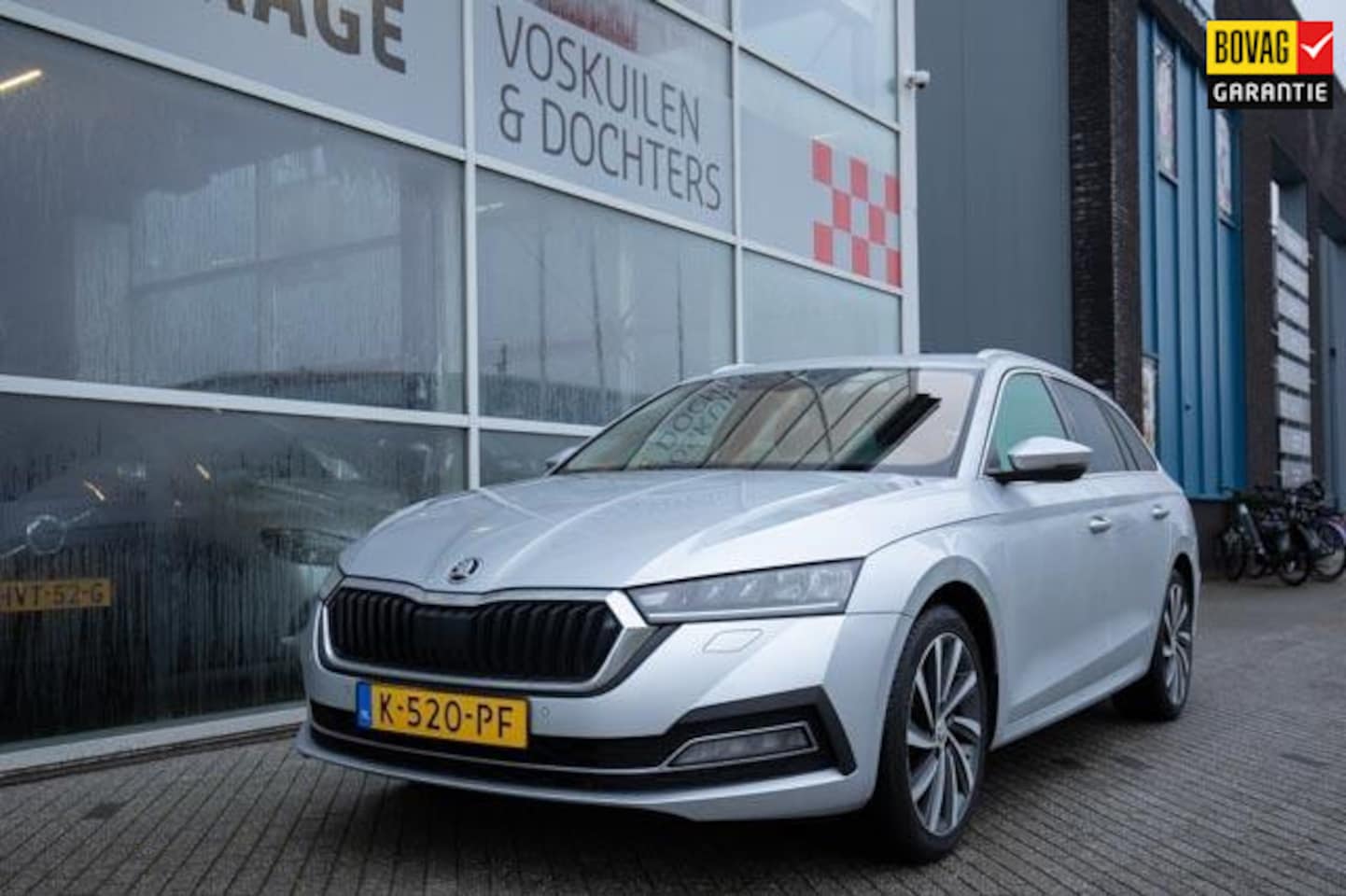 Skoda Octavia Combi - 1.0 e-TSI Business Edition Plus MHEV Open dak - AutoWereld.nl