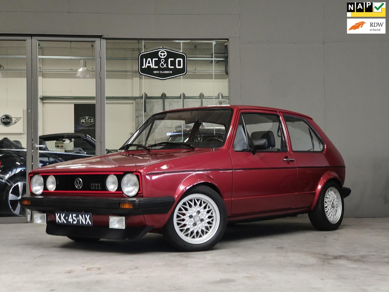 Volkswagen Golf - 1.8 (GTI) NED auto - Volledig vernieuwd - AutoWereld.nl